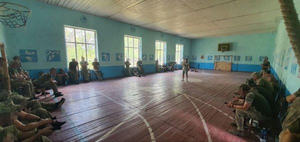 Ausbildung in taktischer Medizin im Osten der Ukraine