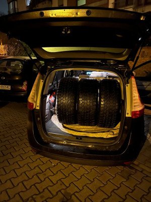Schoenen voor de 125e brigade, Starlinks en winterbanden - alles verzonden naar het oosten van Oekraïne