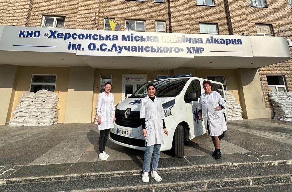 Херсонська міська клінічна лікарня, куди часто доправляють постраждалих від ударів дронів по цивільних