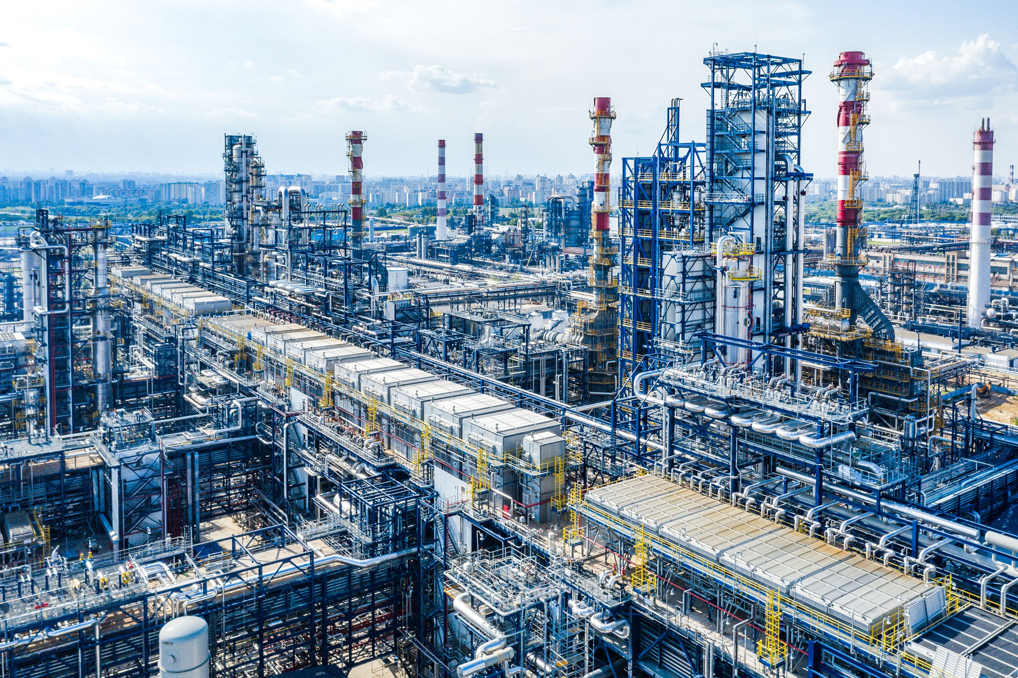 Нафтопереробний завод у Омську, ціль атаки українських дронів