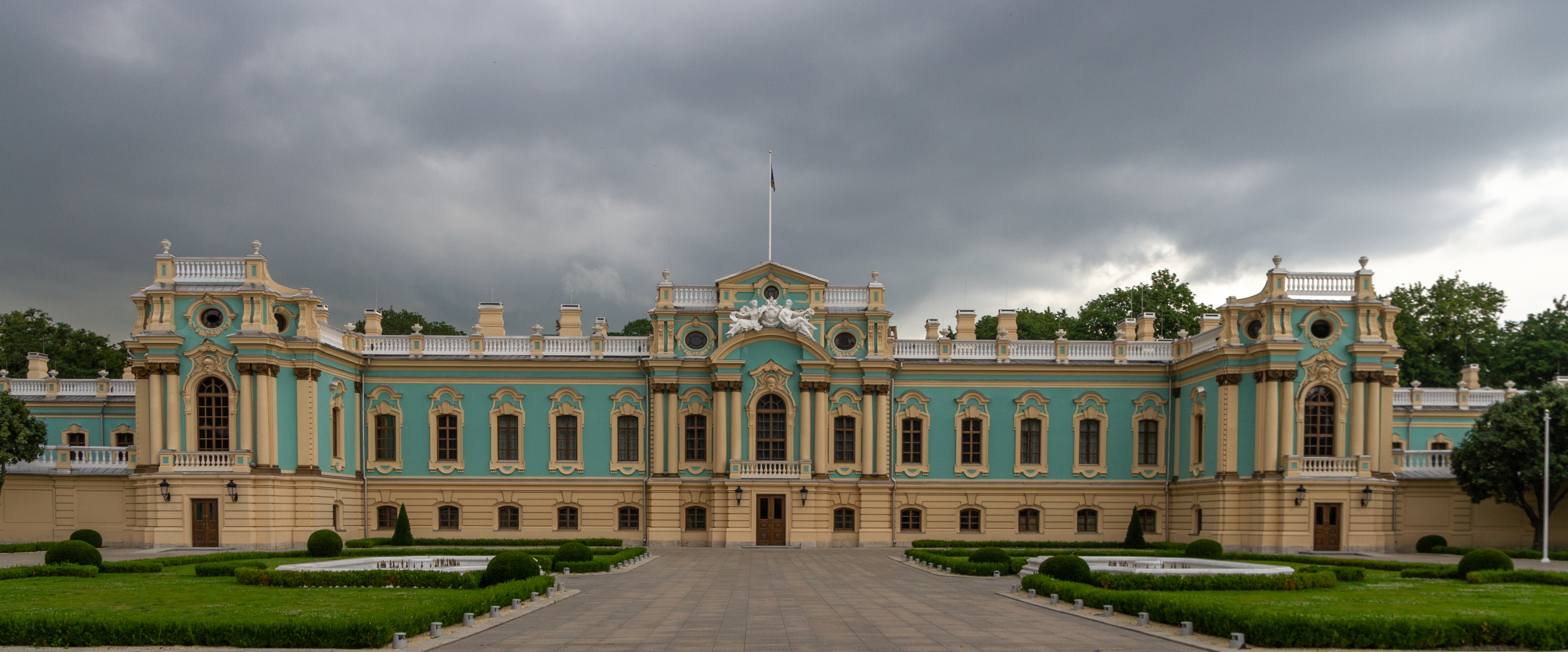 Маріїнський палац у Києві, офіційна резиденція для зустрічей з іноземними лідерами