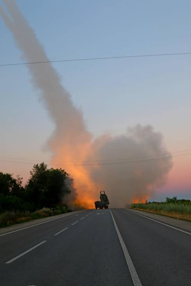 Ілюстративне фото: українська реактивна система залпового вогню HIMARS на бойовому завданні (архівне фото, 2022 рік)