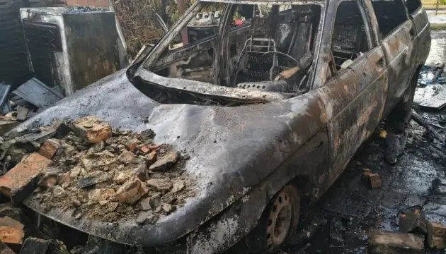 A burned-out car after a strike (illustrative photo)