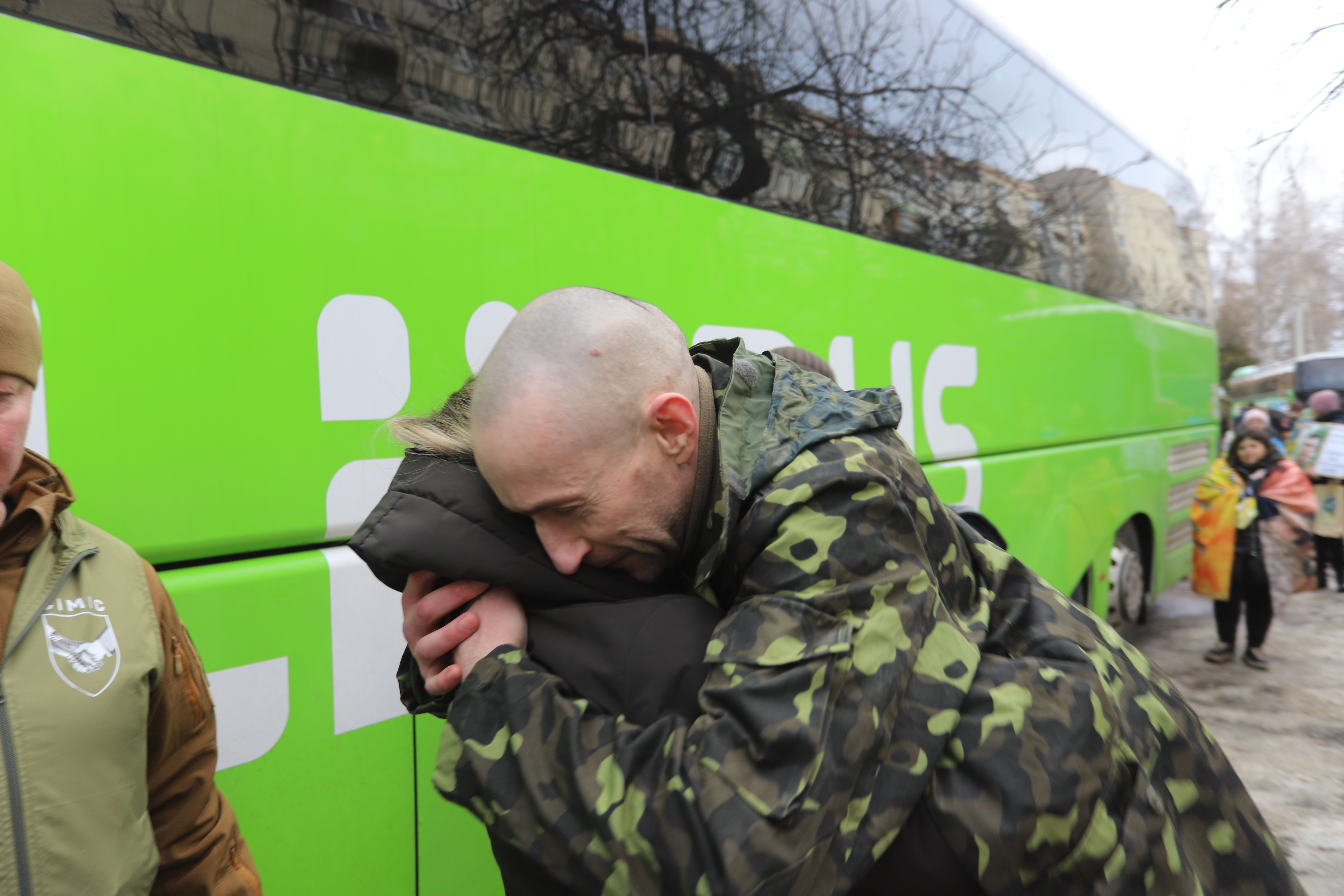 Olesia meets her husband Oleksandr after two years in Russian captivity (previous exchange, March 2026)