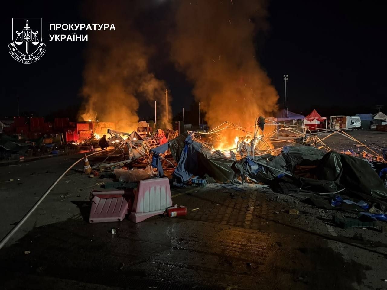 Aftermath of the market strike: a fire among the trading stalls (photo from the Prosecutor General's Office)