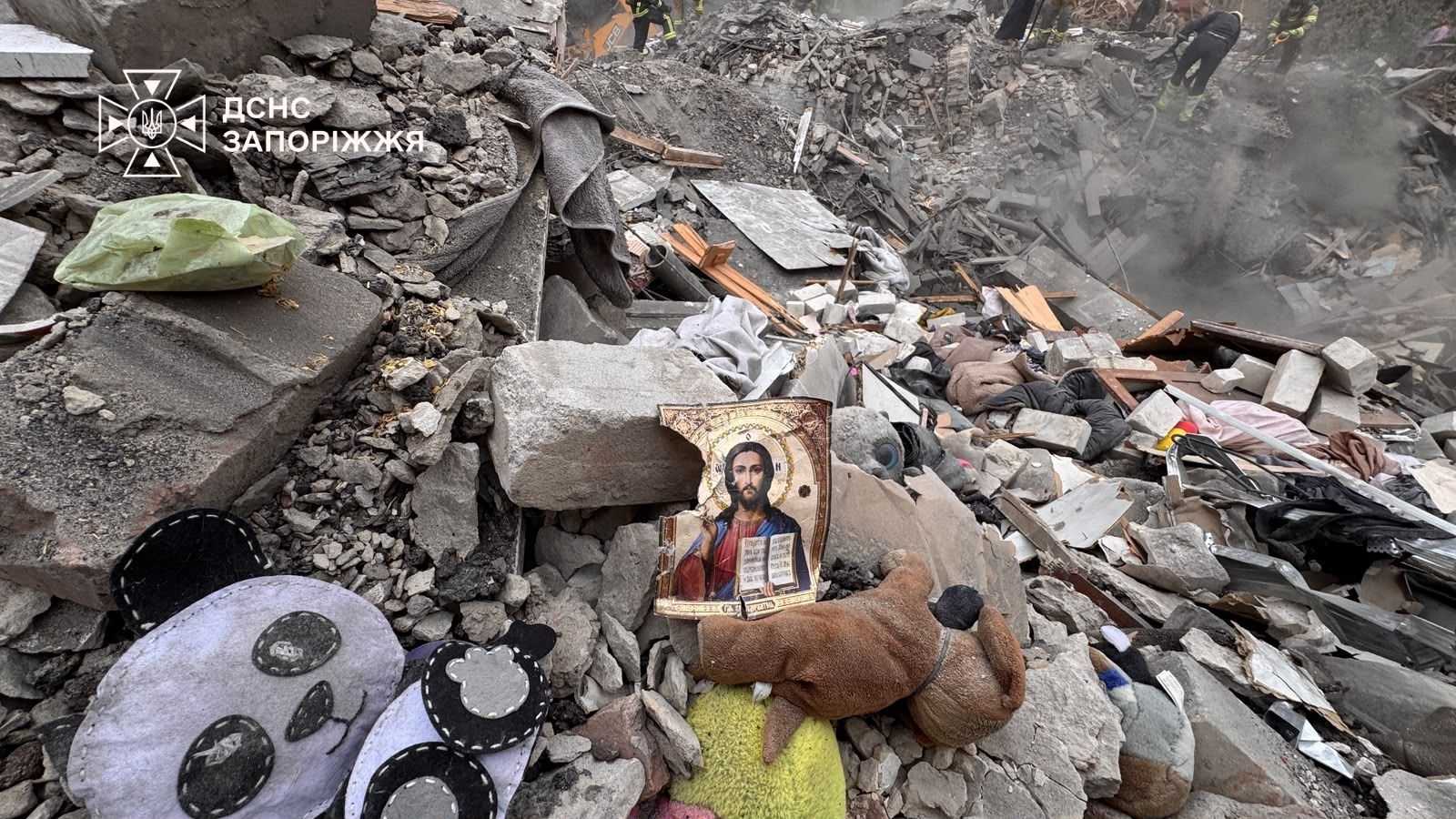 An icon among the debris of a destroyed building in Zaporizhzhia