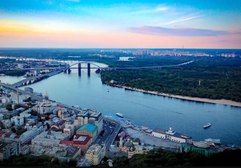 Kyiv and its bridges over the Dnipro, illustrative photo