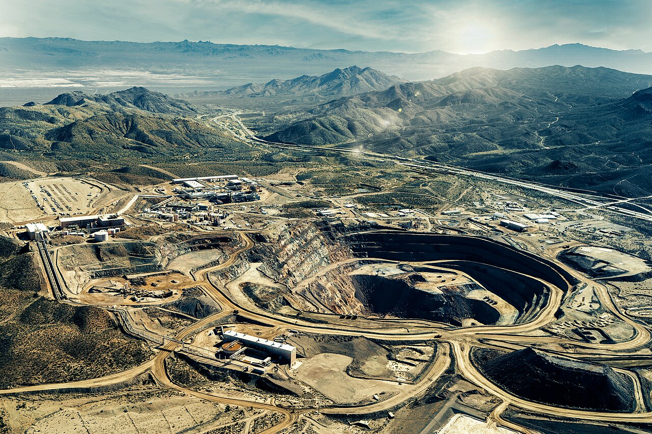 Illustrative photo: a rare earth mine and processing facility (USA)